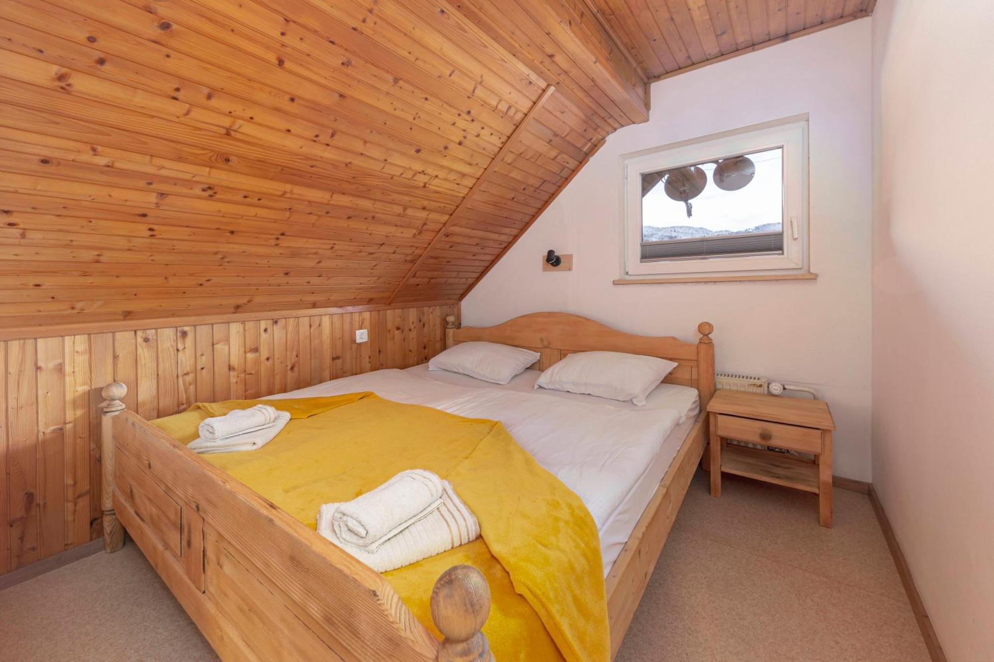 Apartmaji Hodak Bohinj Bagian luar foto